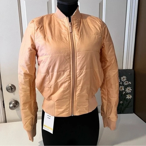 NWT Lululemon Non-Stop Bomber Jacket Size 2 - Picture 2 of 10